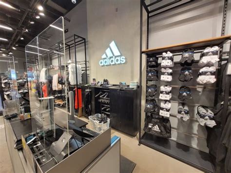 Adidas Store Glendale, AZ 